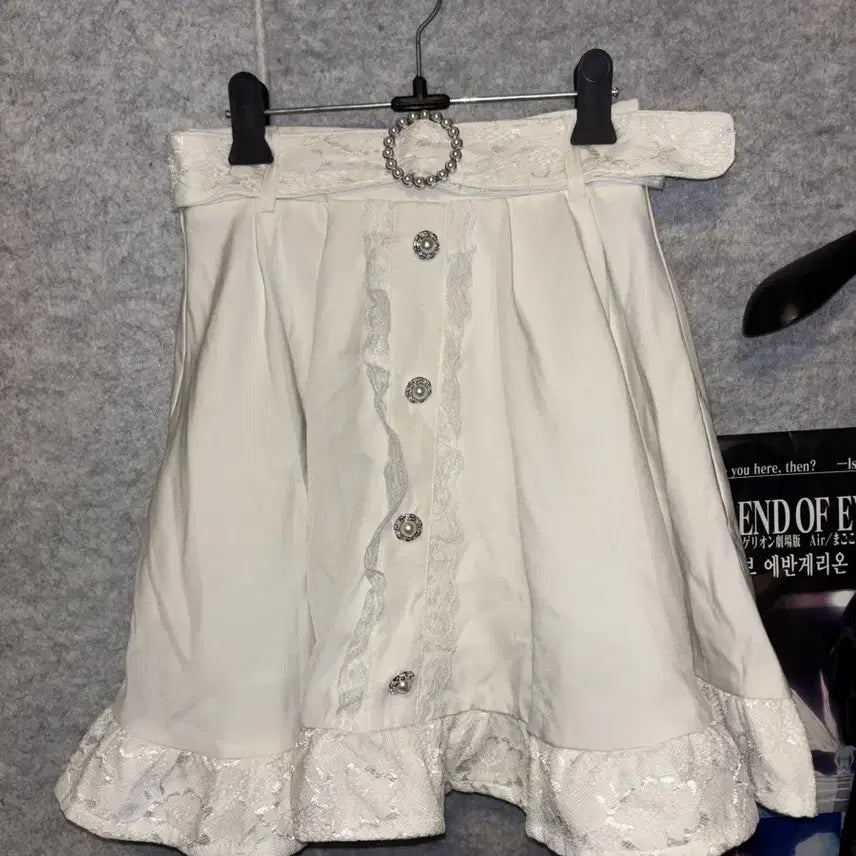 [BUNJANG] Noemi White Belted Skirt / 노에미 화이트 벨트 스커트 양산형 지뢰계 일브
