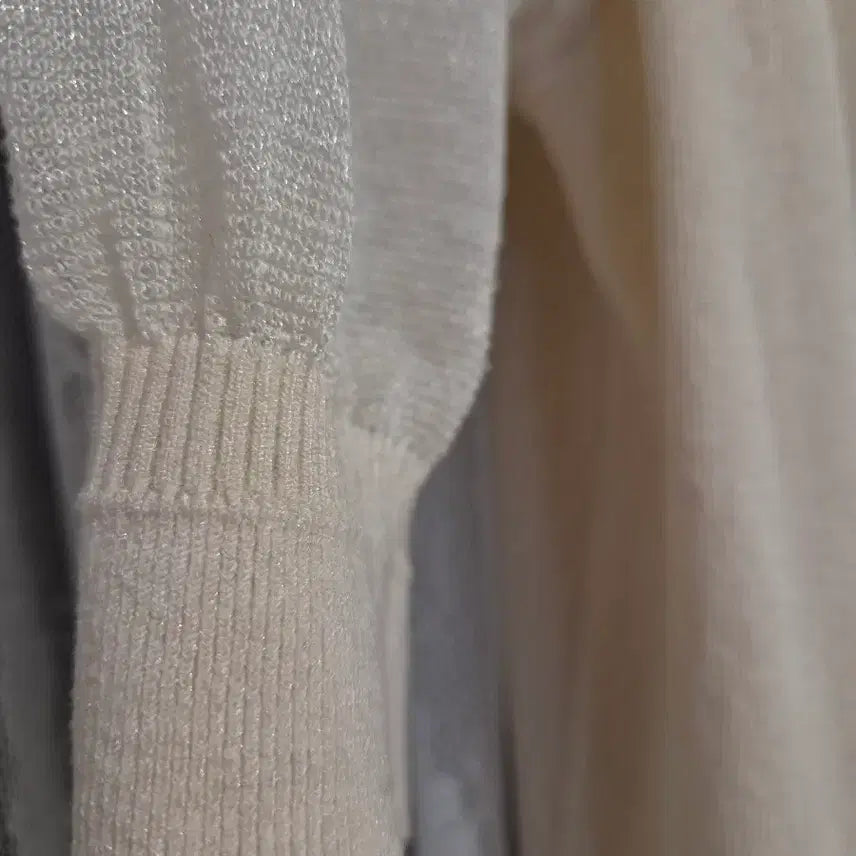 [BUNJANG] Daks Ribbon Knit Blouse Ivory / 닥스리본 니트블라우스 아이보리 5부 소매