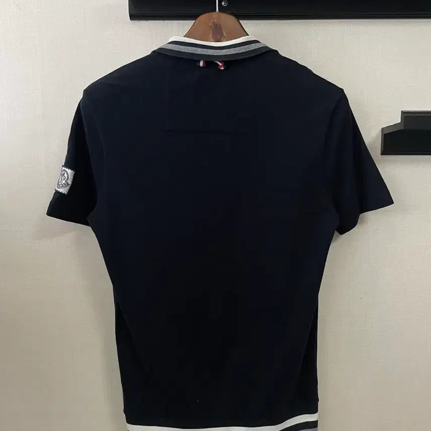 [BUNJANG] Moncler Black T-shirt / 몽클레어 블랙 반팔 티셔츠 S