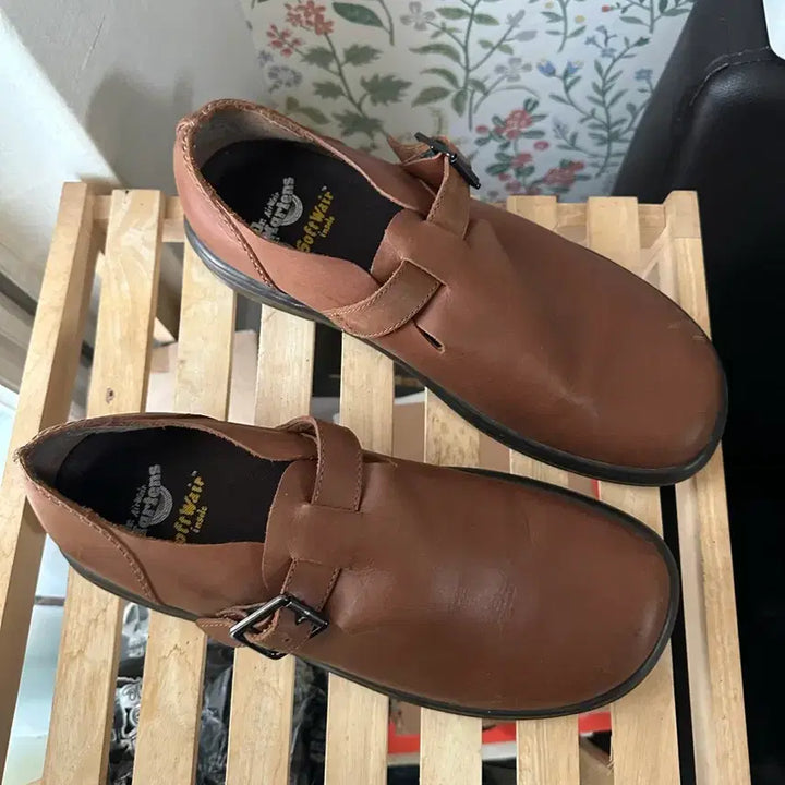 [SOLD OUT] 닥터마틴 패트리샤 270(9US-8UK)
