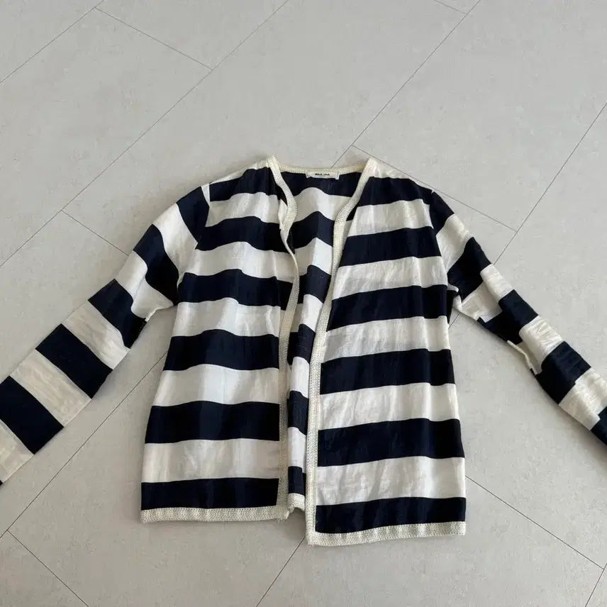 [BUNJANG] Rich Rich Stripe Cardigan / 리치리치 스트라이프 가디건