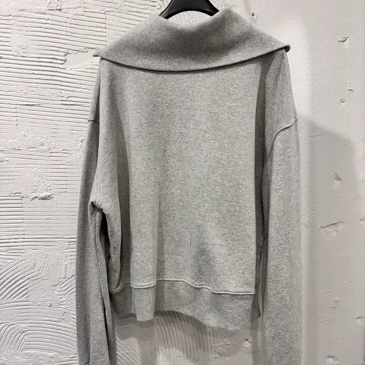 [BUNJANG] Unum Half-Zip Up Sweatshirt / Unum 하프집업 맨투맨티