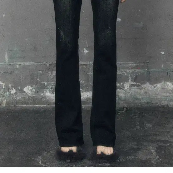 [SOLD OUT] 보헤미안서울 다크니스 부츠컷 진