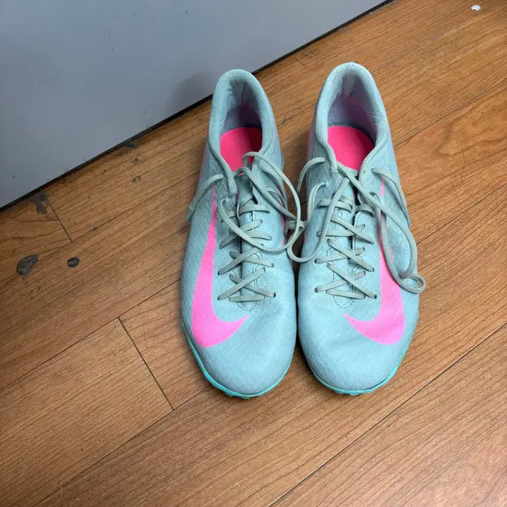 [SOLD OUT] 나이키 머큐리얼 베이퍼 풋살화 275 TF