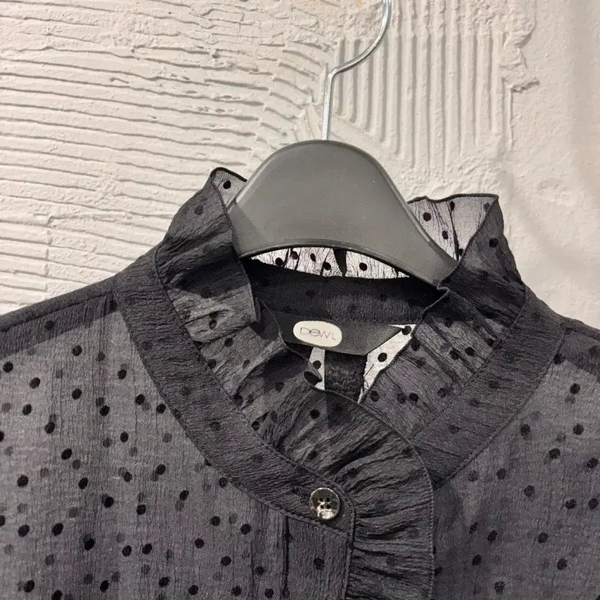 [BUNJANG] DEW E L Frill Collar See-through Dot Blouse / 듀엘 프릴카라 시스루 도트 블라우스