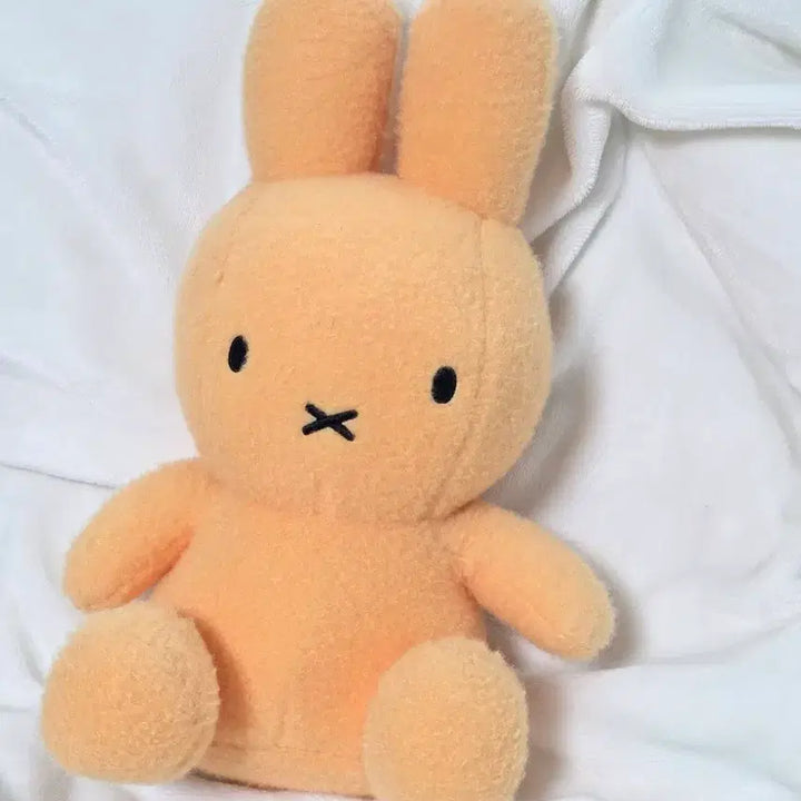 [BUNJANG] Knitted Miffy Medium Doll / 니팅 미피 중형인형