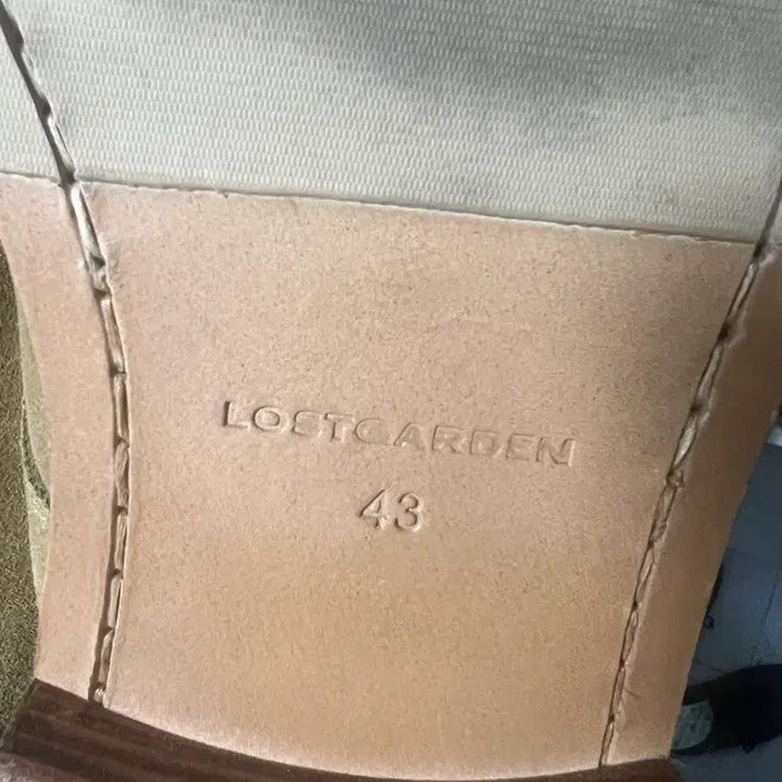[BUNJANG] Lost Garden Field Boots Beige / 로스트가든 유니폼 필드부츠 베이지(43/280)