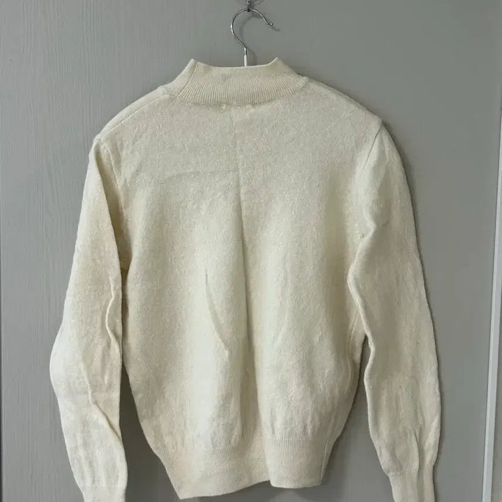 [BUNJANG] Ivory Half-Neck Knit [F] / 아이보리 반목 니트 [F]