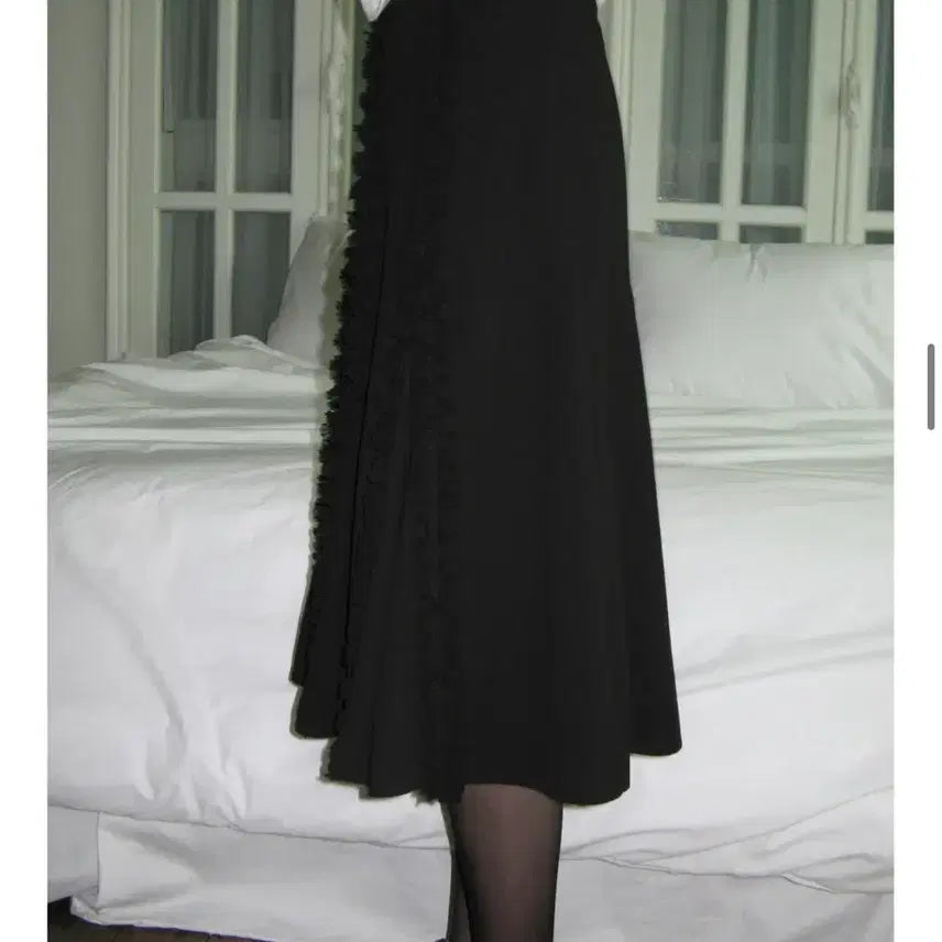 [BUNJANG] Sinoon Frill Midi Skirt - S / 시눈 Frill midi skirt - S