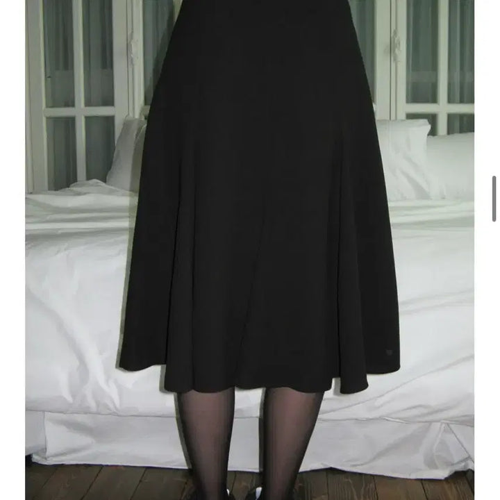 [BUNJANG] Sinoon Frill Midi Skirt - S / 시눈 Frill midi skirt - S