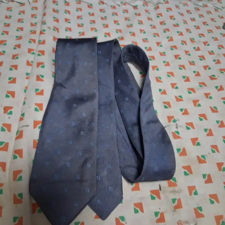 [BUNJANG] Fendi F Logo Silk Tie / 펜디-수입정품 - F 로고패턴.100%실크넥타이,택포
