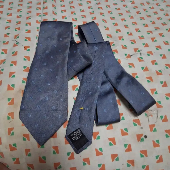 [BUNJANG] Fendi F Logo Silk Tie / 펜디-수입정품 - F 로고패턴.100%실크넥타이,택포