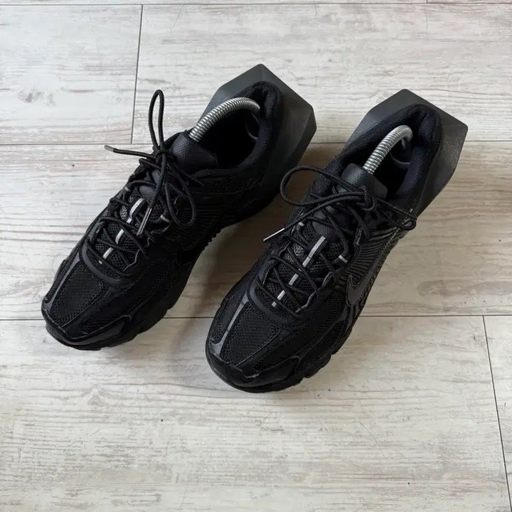 [BUNJANG] A-COLD-WALL* Nike Air Max Plus Black Sneakers / 나이키 x 어콜드월