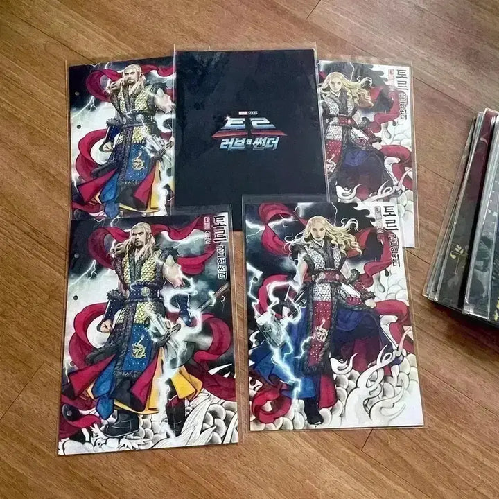 [BUNJANG] Thor: Love and Thunder Special Theater Poster Bundle / 토르러브앤썬더 리얼디 특별관포스터 아이맥스스크린엑스씨네큐 필름마크아트카드