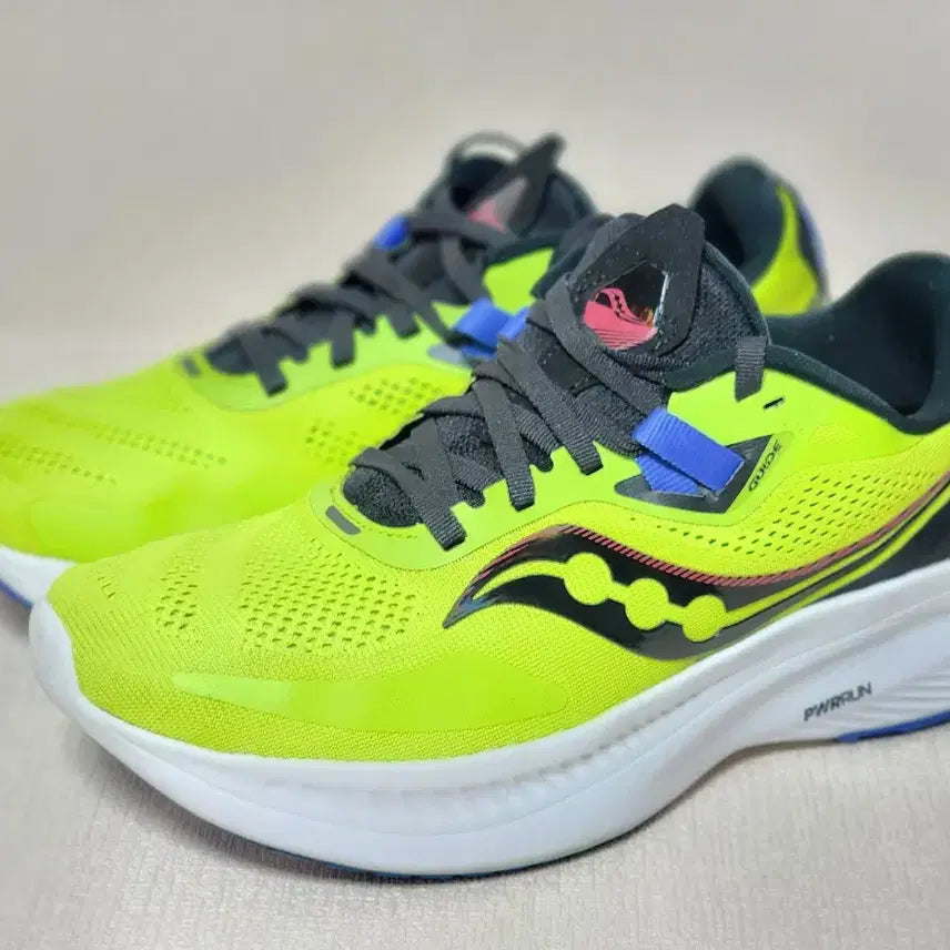 [BUNJANG] Saucony Guide 15 Running Shoes / 써코니 가이드 15 러닝화 형광 250mm