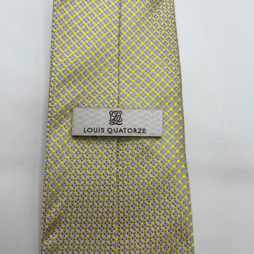 [BUNJANG] Louis Quatorze Patterned Necktie / 루이까또즈 패턴 넥타이