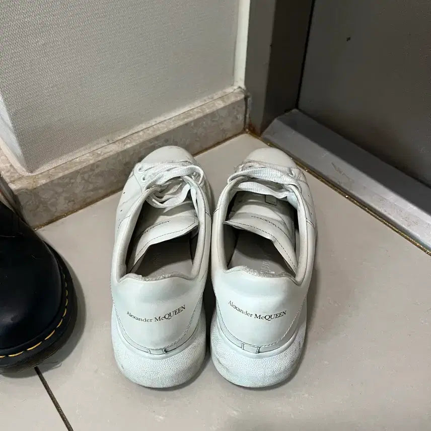 [BUNJANG] Alexander McQueen White Sneakers / 가격제시 알렉산더맥퀸 화이트 245 정품