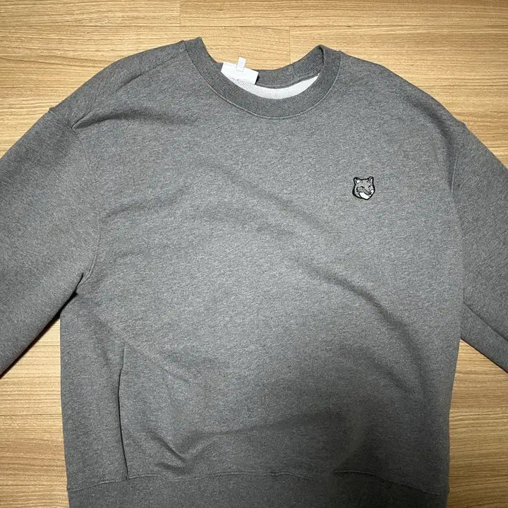 [BUNJANG] Maison Kitsune Fox Head Sweatshirt Gray / 메종키츠네 폭스 헤드 맨투맨 그레이
