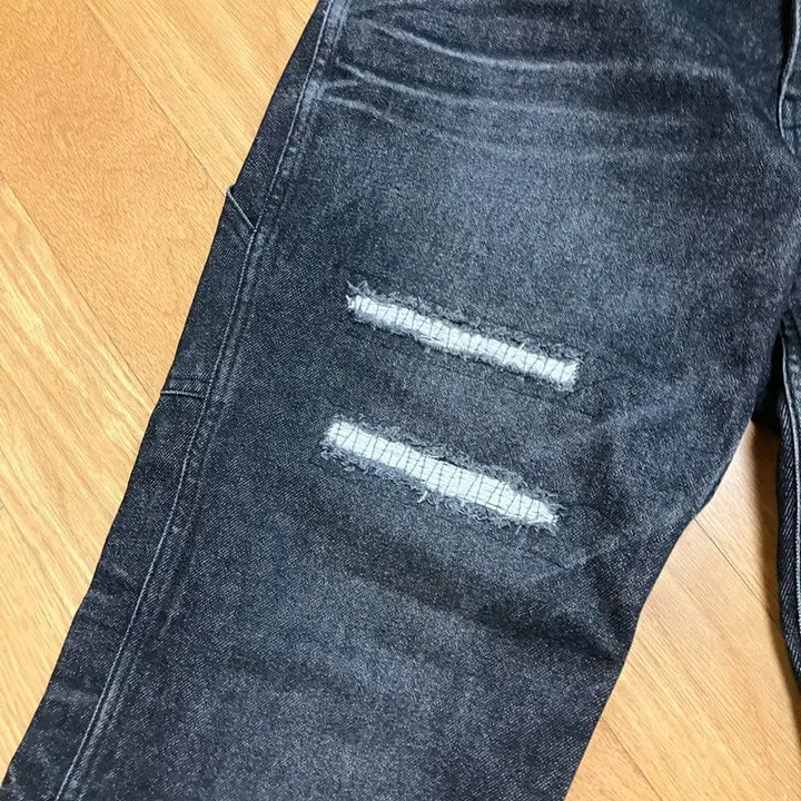 [SOLD OUT] 블랙아웃 카펜터 블랙 데님 팬츠 M