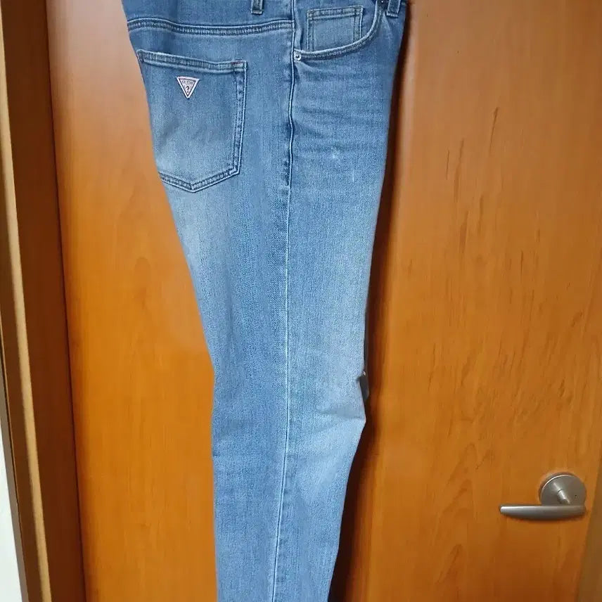 [BUNJANG] Guess Light Wash Denim Jeans / 게스 연청 데님 청바지32 33