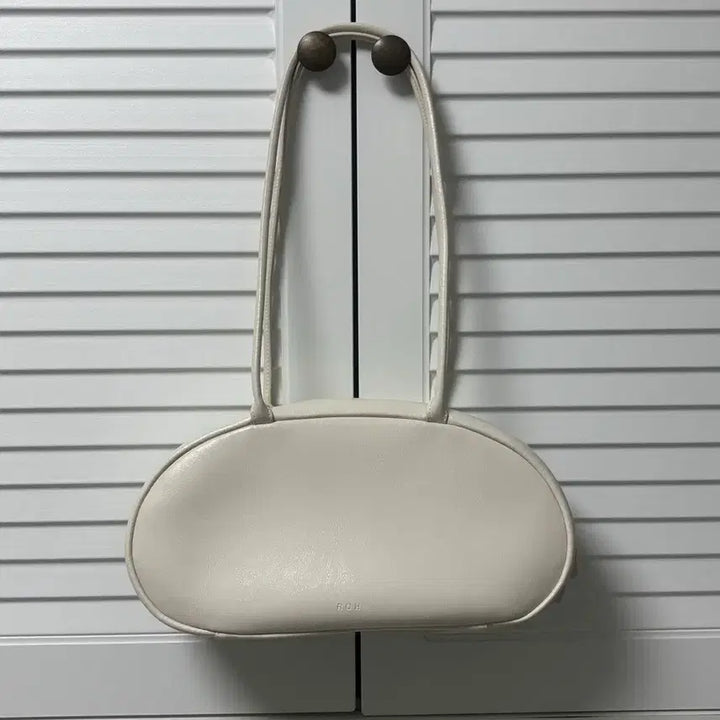 [BUNJANG] Loewe Pebble Medium Shoulder Bag / 로서울 가방 숄더백 페블백