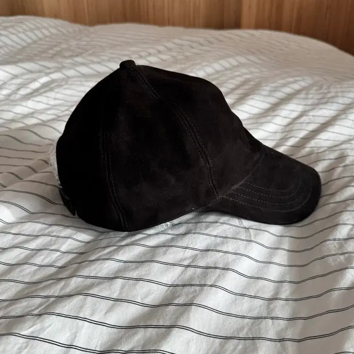 [BUNJANG] Massimo Dutti Suede Ball Cap (Brown) / (새상품급)Massimo Dutti 스웨이드 볼캡 (브라운) 01사이즈