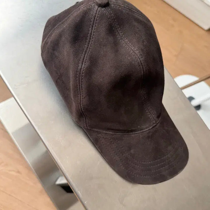 [BUNJANG] Massimo Dutti Suede Ball Cap (Brown) / (새상품급)Massimo Dutti 스웨이드 볼캡 (브라운) 01사이즈
