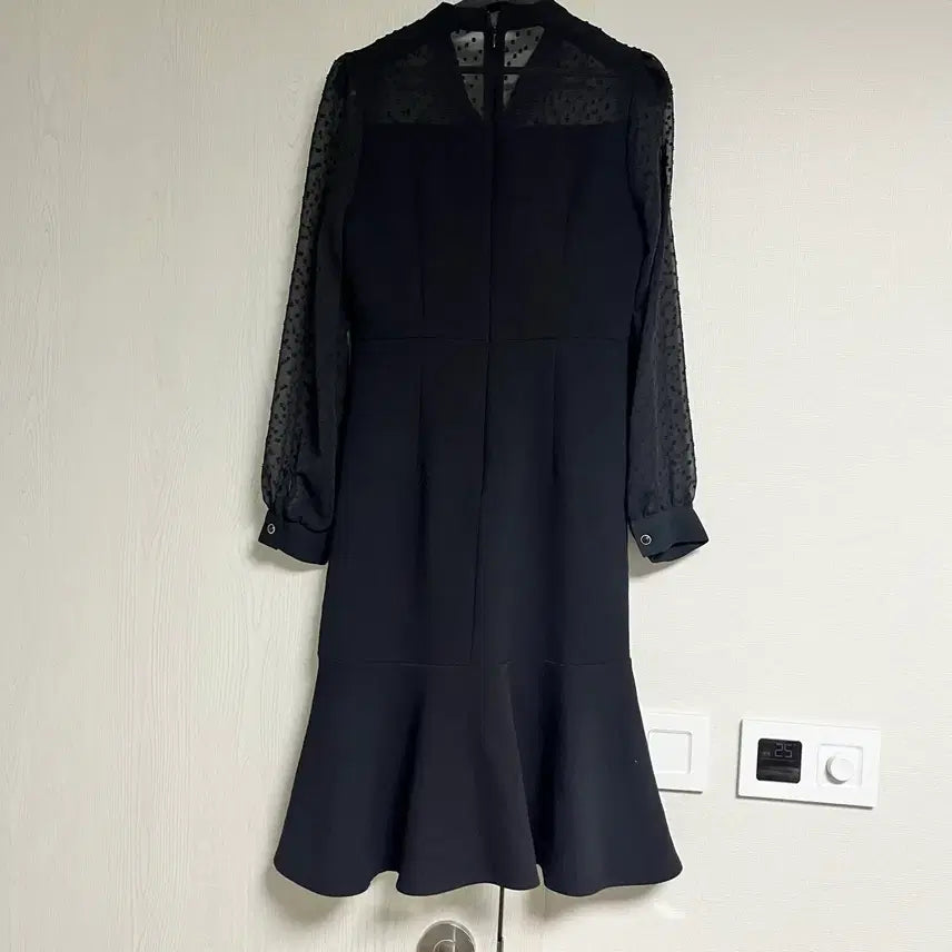 [BUNJANG] Black See-Through Mermaid Dress / 블랙 시스루 배색 머메이드핏 원피스