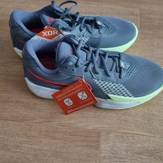 [BUNJANG] Nike GT Run Gray Fluorescent Sneakers / 나이키 GT 런 회색 형광 운동화지티컷 285