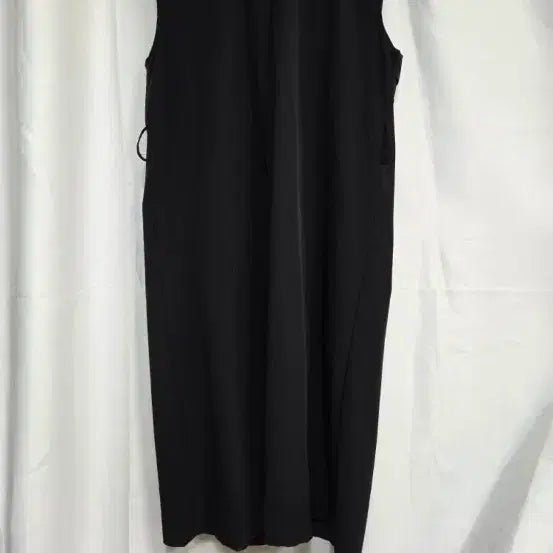 [BUNJANG] Ellocia Long Vest Black 66 / 엘로시아 바스락 롱조끼 블랙 새옷66