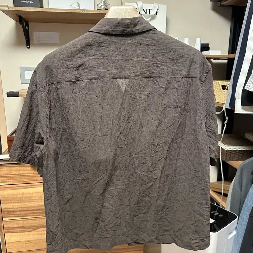 [BUNJANG] H&amp;M Camp Shirt Regular Fit / 에이치엔앰 H&amp;M 캠프 셔츠 레귤러핏 (105)