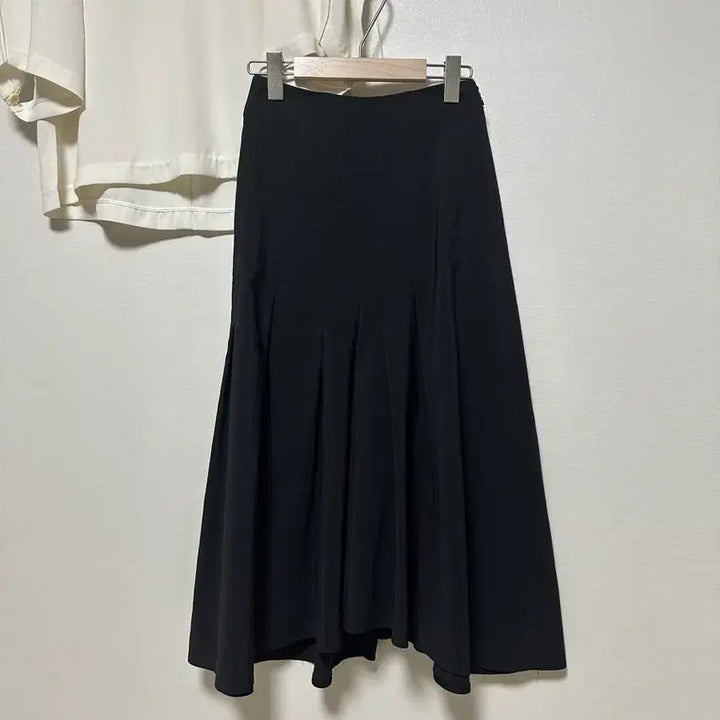 [SOLD OUT] 타임 다트 플레어 퀄롯팬츠