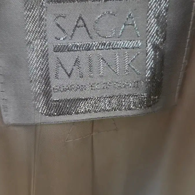 [SOLD OUT] 연그레이 통 밍크반코트