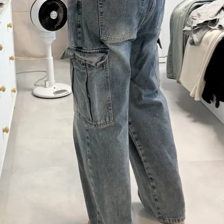 [BUNJANG] NEUJOH Washed Denim Cargo Wide Pants / 느좋 워싱 데님 카고 와이드 팬츠
