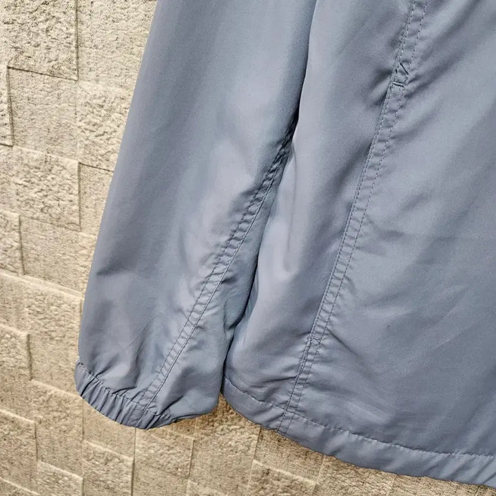 [BUNJANG] TOPTEN Hooded Windbreaker Jacket Blue / TOPTEN 후드 바람막이 자켓 블루