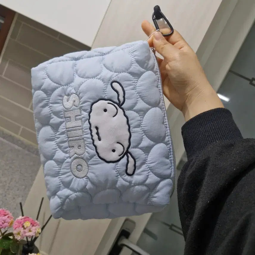 [BUNJANG] Crayon Shin-chan White Dog Quilted Pouch / 파우치가방 얇은퀼팅