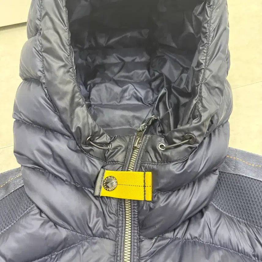 [BUNJANG] Parajumpers Navy Hooded Lightweight Padded Jacket / 파라점퍼스 네이비 후드경량패딩