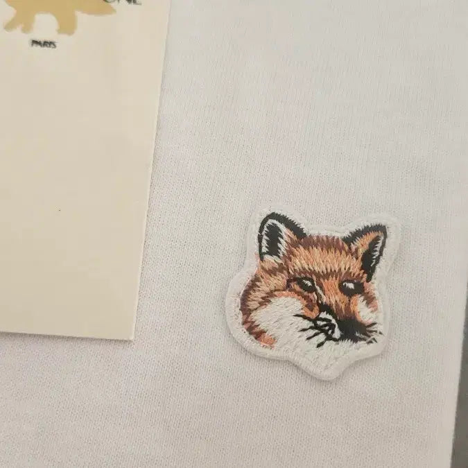 [SOLD OUT] 메종키츠네 신상 폭스 반팔티. 새상품