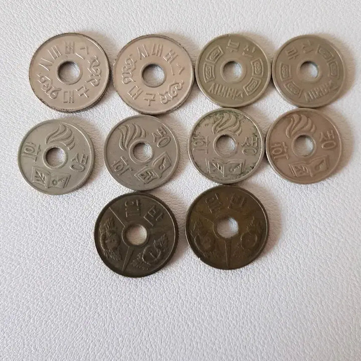 [BUNJANG] Bundle Set Vintage Tokens / 옛날 토큰 일괄