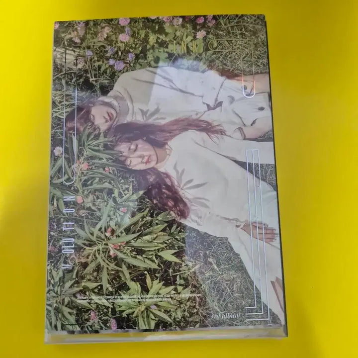 [BUNJANG] Apink Revolution Signed CD Album / 에이핑크 3집 사인반 음반시디