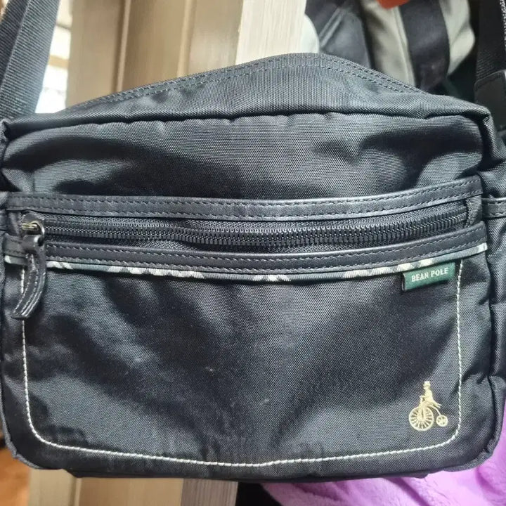 [BUNJANG] Beanpole Black Crossbody Bag / 빈폴 블랙 크로스백