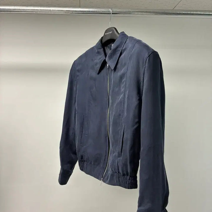 [BUNJANG] Noir Fluid Jacket 50 / 노이어 플루이드 자켓 50