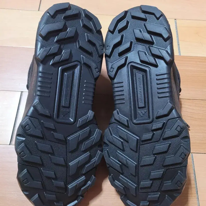 [BUNJANG] Adidas Terrex Unity Leather Low Sneakers (270mm) / 아디다스 테렉스 유니티 레더 로우 운동화(270mm)