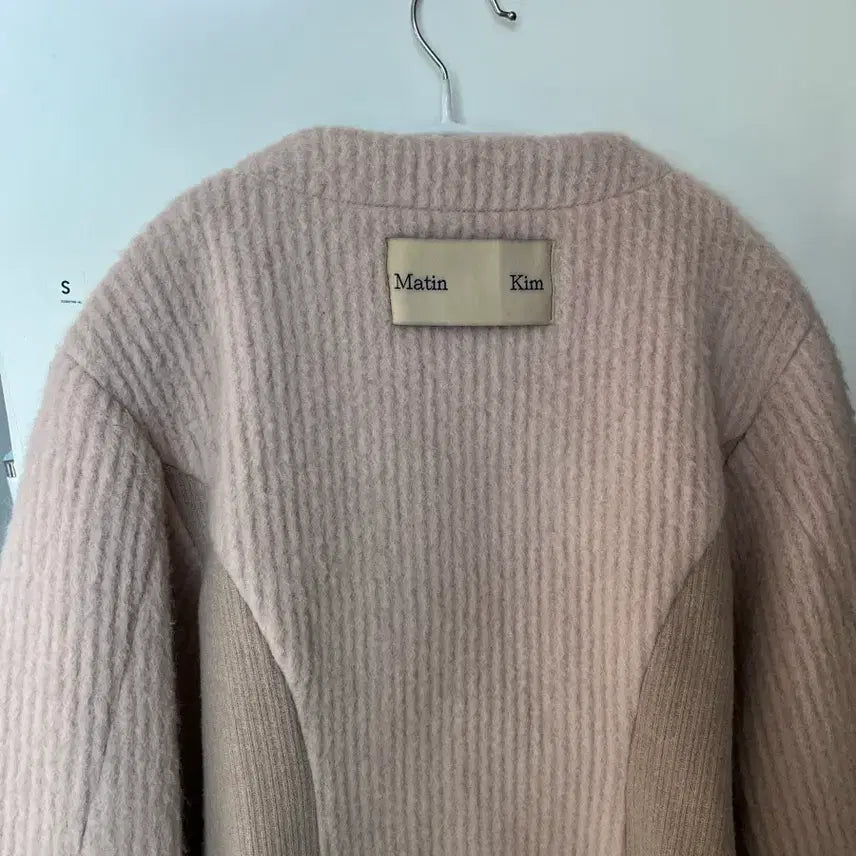 [BUNJANG] [개당50,000원] 겨울 아우터 코트 정리 (던스트, 마뗑킴) / [개당50,000원] 겨울 아우터 코트 정리 (던스트, 마뗑킴)