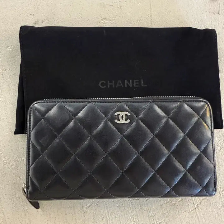[BUNJANG] Chanel Classic Long Wallet Lambskin Silver Hardware / 샤넬 정품 클래식 장지갑 지퍼 램스킨 은장