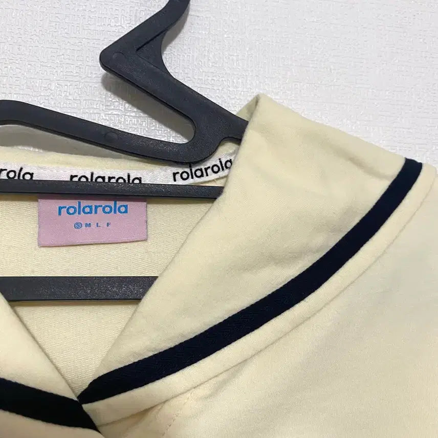 [BUNJANG] Rola Rola Sailor Collar T-shirt / 로라로라 세일러 카라 티셔츠 21SS