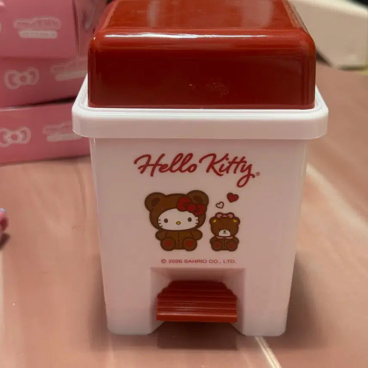 [BUNJANG] Hello Kitty Mini Pedal Trash Can / 마지막가격) 헬로키티 미니 데스크 휴지통