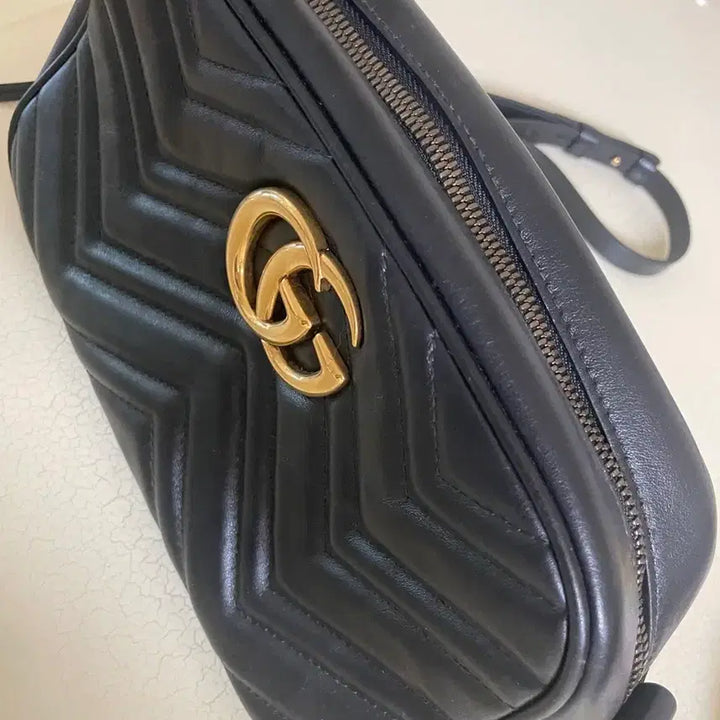[BUNJANG] Gucci Marmont Black Mini Bag / 구찌 마몬트 블랙 미니백