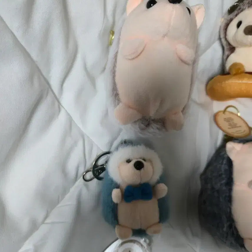 [BUNJANG] Cute Hedgehog Plush Keychain / 고슴도치 인형 키링 열쇠고리 귀여운 고슴도치