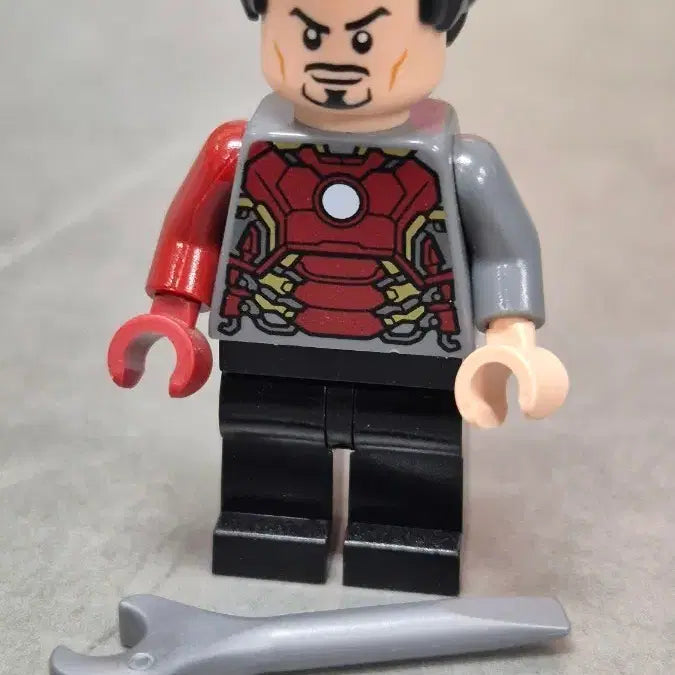 [BUNJANG] Lego Iron Man Tony Stark SH0850 Minifigure / 레고 아이언맨 토니스타크 sh0850